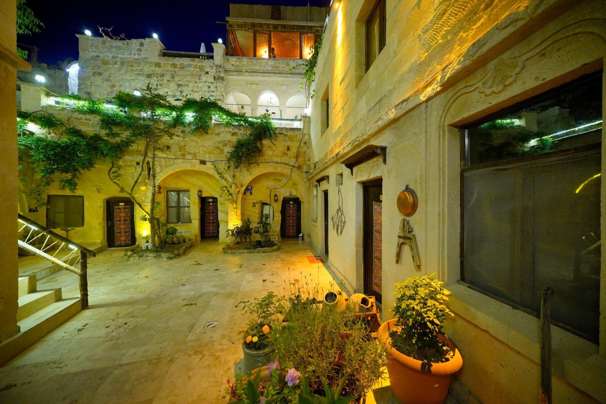 Antik Cave House Hotel Ürgüp Exterior foto