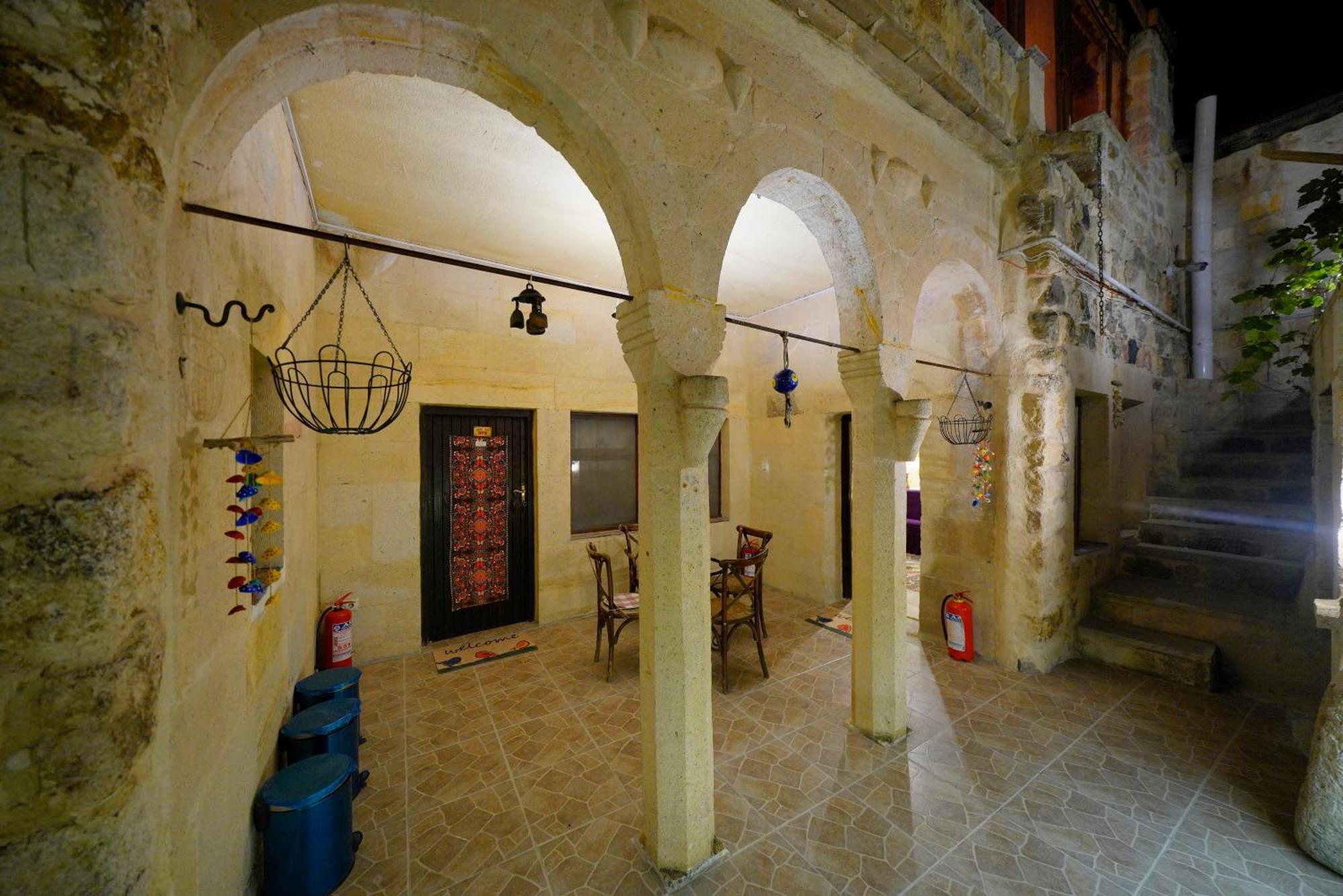 Antik Cave House Hotel Ürgüp Exterior foto